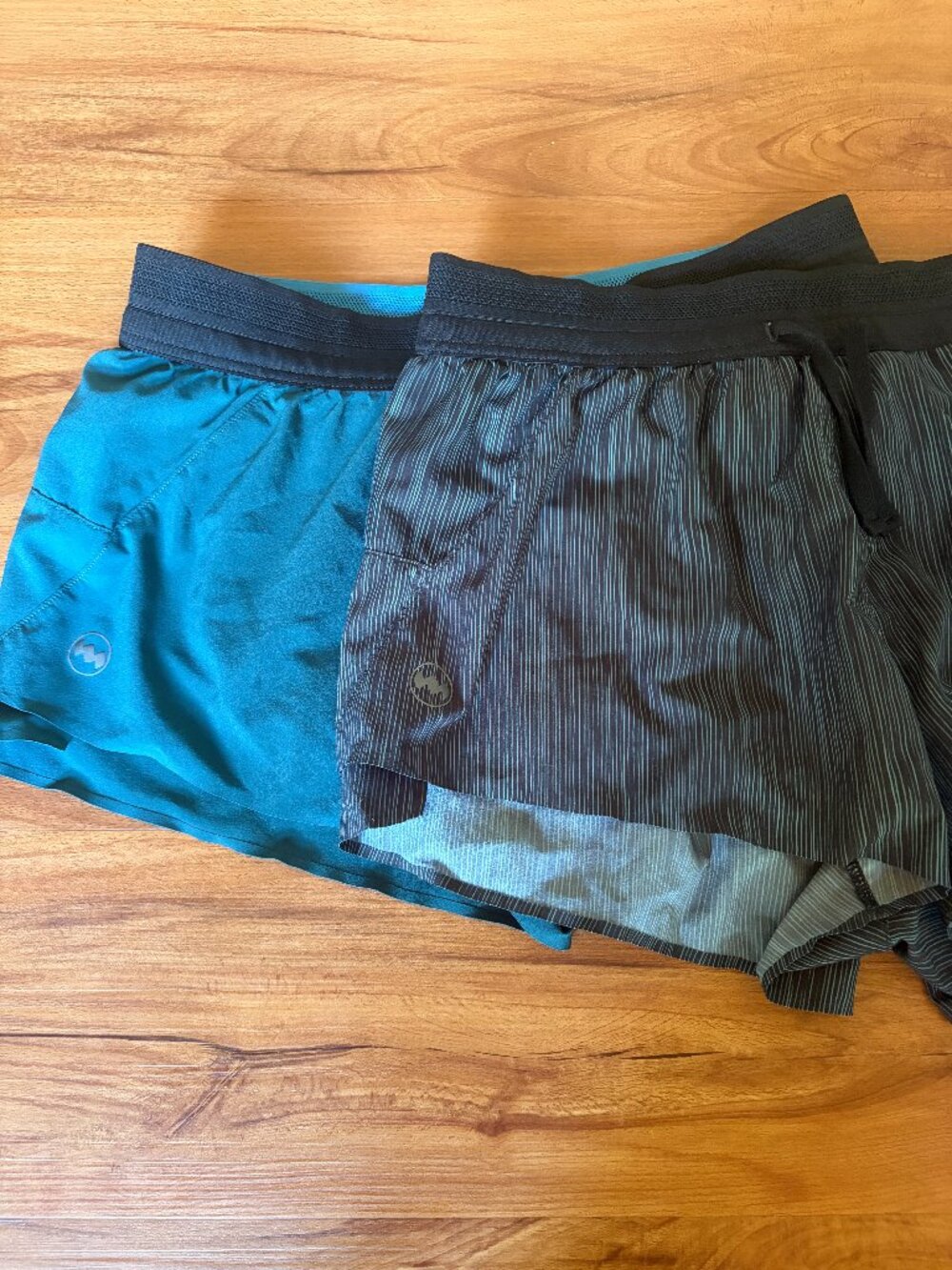 Janji W's 3" AFO Middle Shorts - 2 pairs